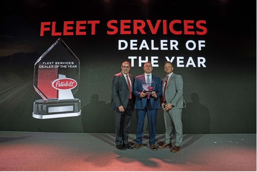 Ohio Peterbilt receiving the 2025 Fleet Services Dealer of the Year